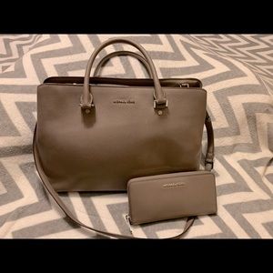 Michael Kors Purse & Wallet